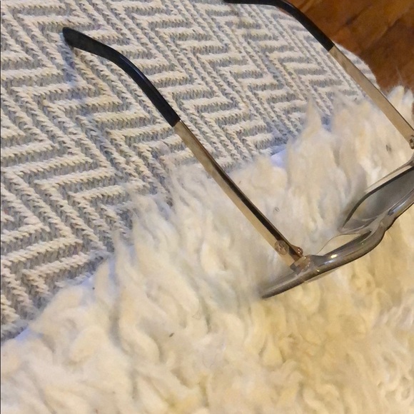 Gucci authentic sunglasses - Picture 2 of 8